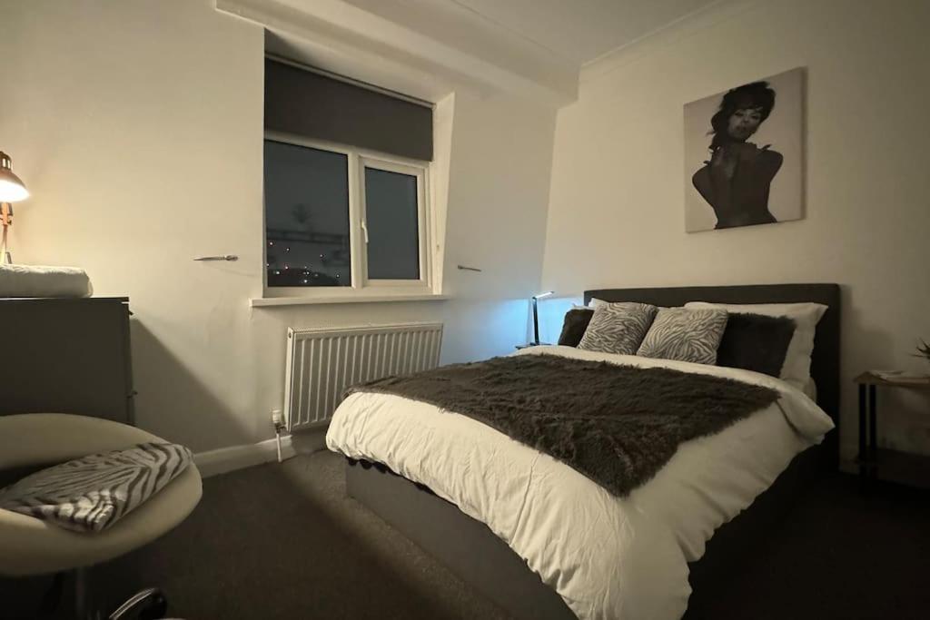 Apartamento Flat In The Heart Of Camden Town Londres Exterior foto